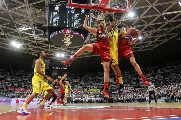 占据上风 占据上风