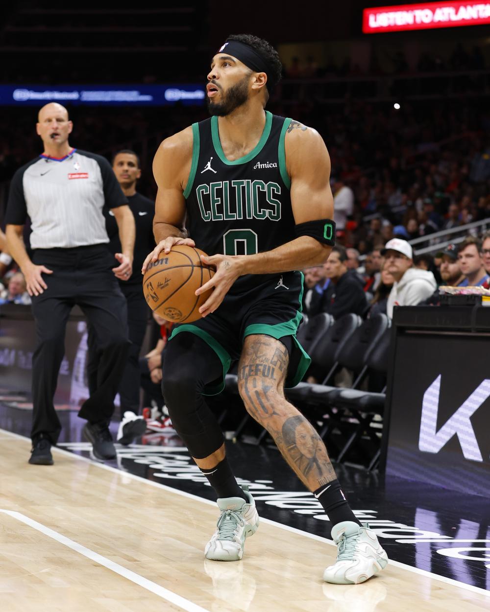 军至24队 军至24队