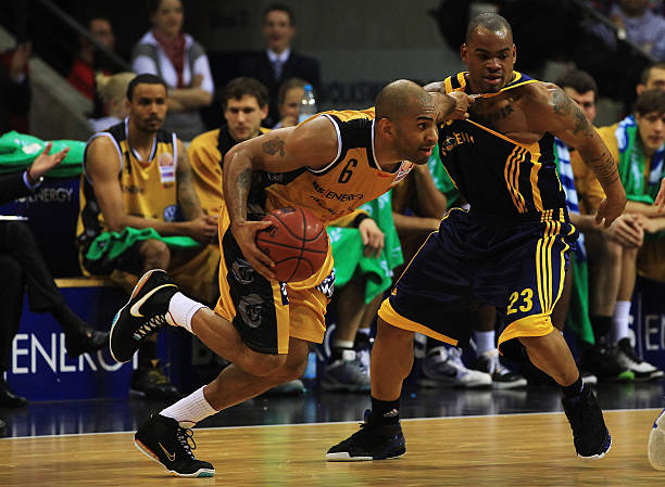 更大的赛场 更大的赛场