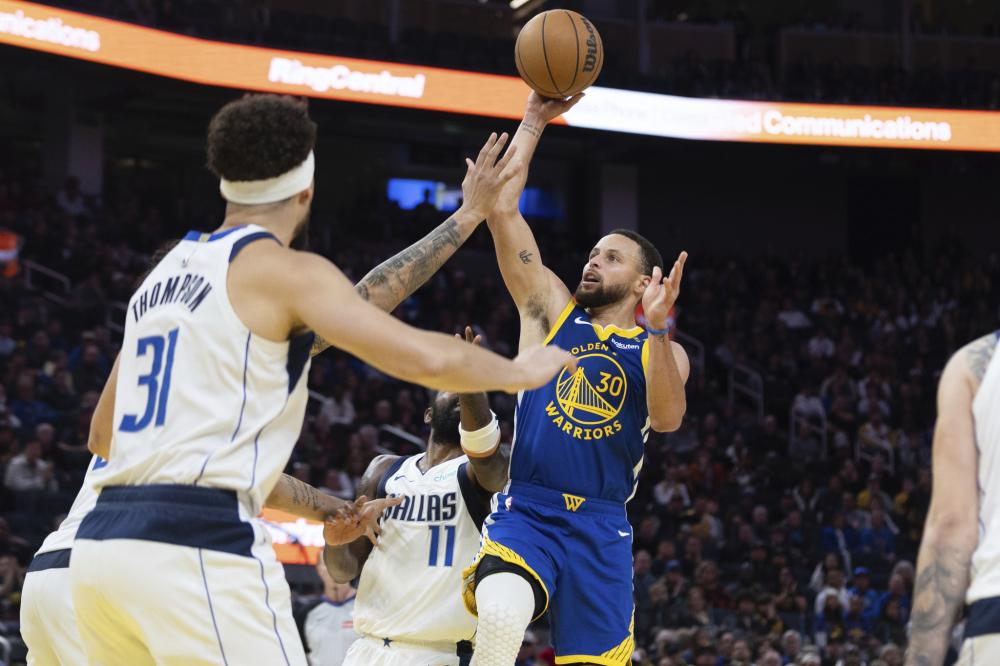 亚历克斯 亚历克斯